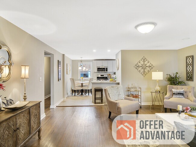Building Photo - 44 Louvaine Dr