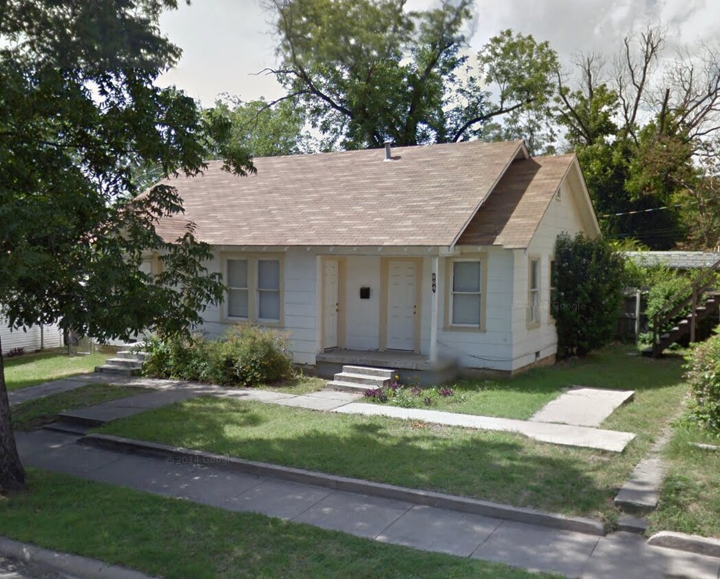 Primary Photo - 804 West Lowden Street