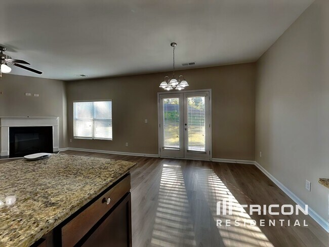 Foto del edificio - 1938 Roxey Ln