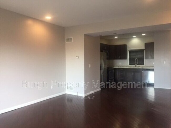 Foto del edificio - 6 Regina St