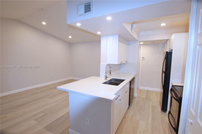 Building Photo - 10681 SW 156th Pl