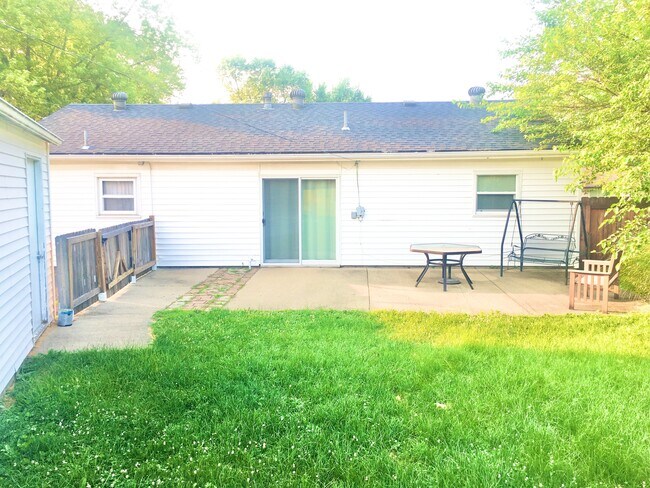 Building Photo - 2564 Talisman Dr
