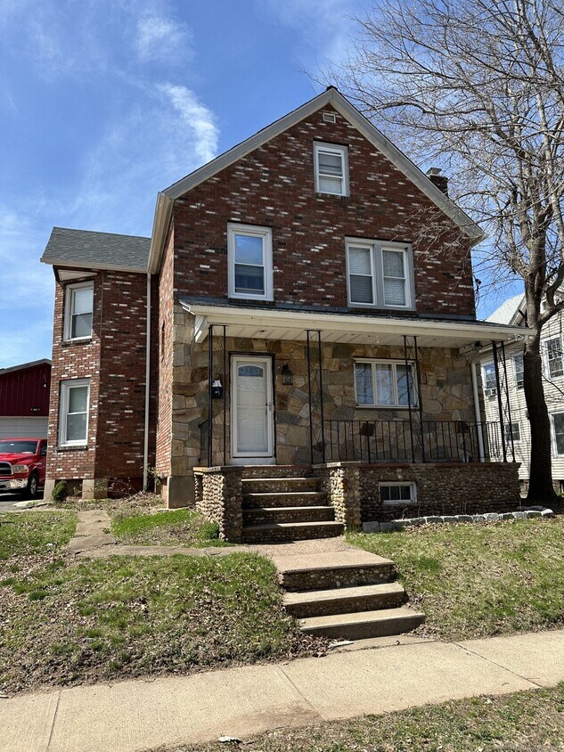 Primary Photo - 199 Prospect St
