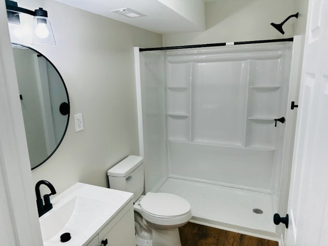 Building Photo - 691 Lavington Ct