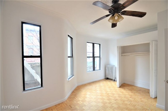 Building Photo - 220 W 148th St