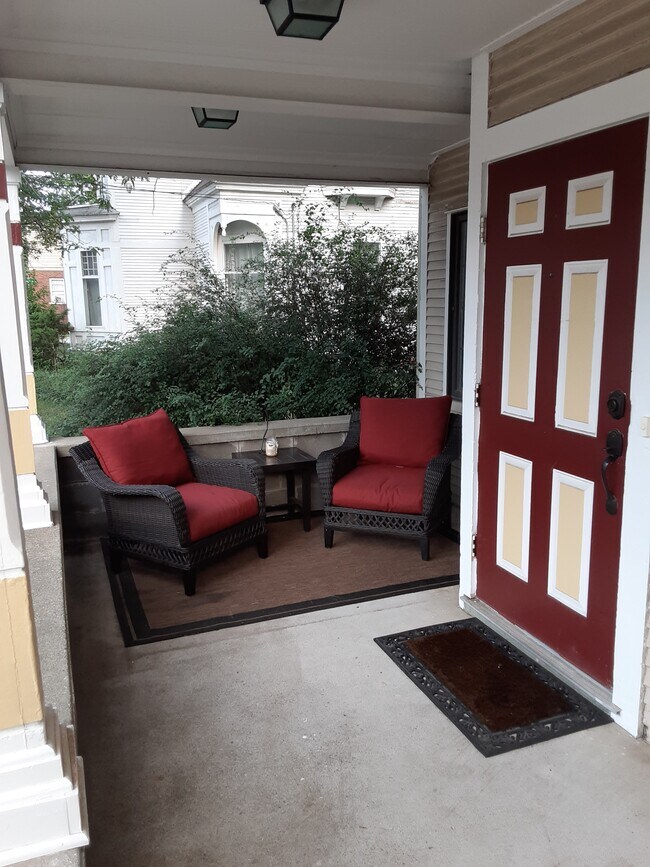 Foto del edificio - 714 Cherry St SE