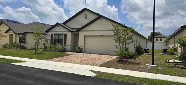 Building Photo - 528 Seafoam Cir