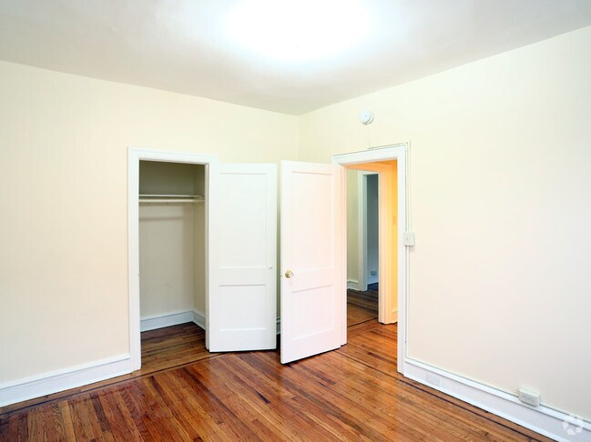 Stratford Court Apartments Rentals Lansdowne PA Apartments com Stratford Court Apartments Rentals Lansdowne PA Apartments com