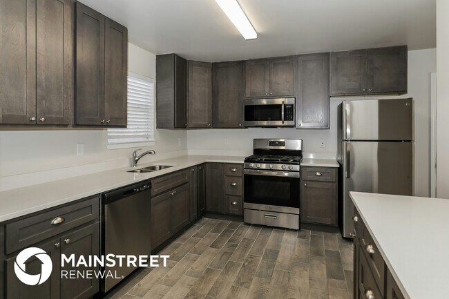 Foto del edificio - 1055 Field View Dr