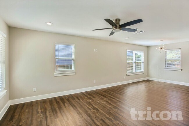 Foto del edificio - 1723 Shaw St