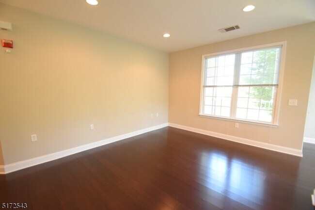 Building Photo - 7106 Coventry Ct