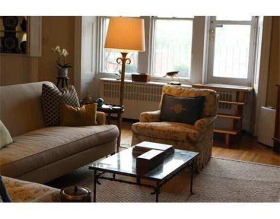 Foto del edificio - 241 Beacon St