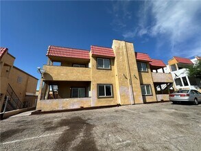 Building Photo - 6966 Issac Ave Building Photo - 6966 Issac Ave