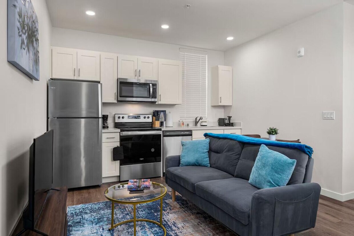 Foto principal - 4502 S Puget Sound Ave