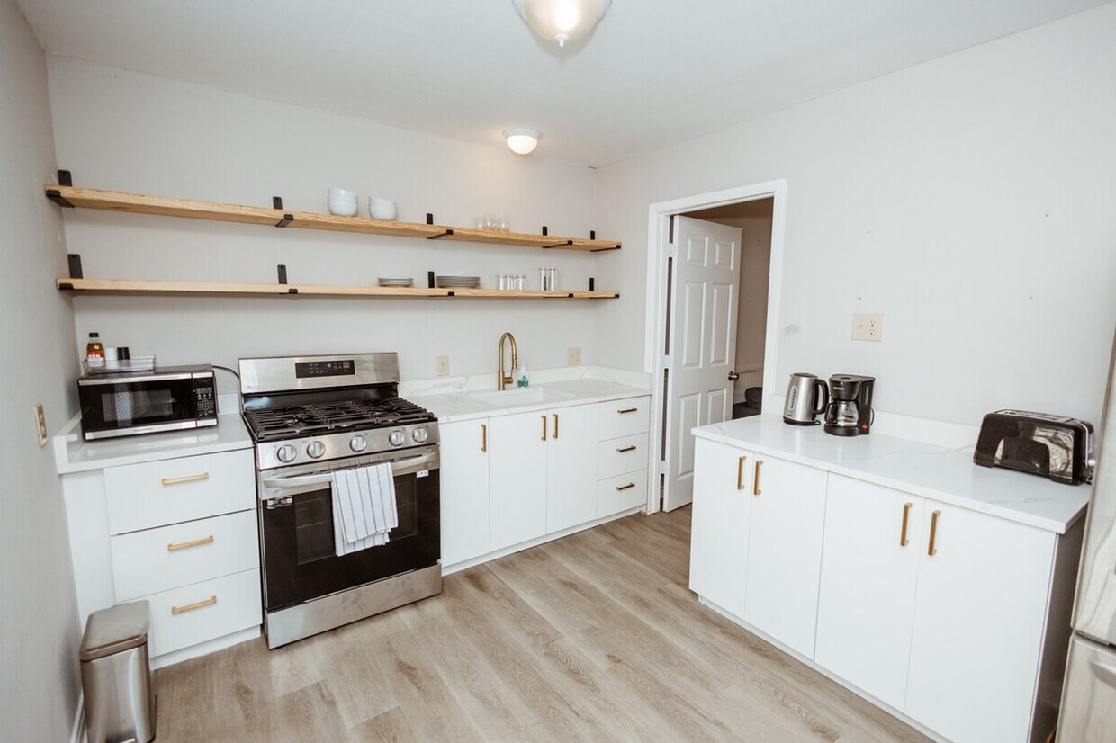 Foto principal - 3625 Maple Ave