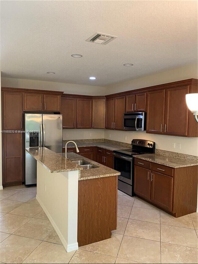 Foto del edificio - 5236 SW 77th Way