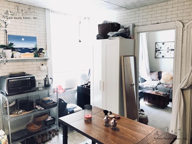Foto del edificio - 26 Charter St