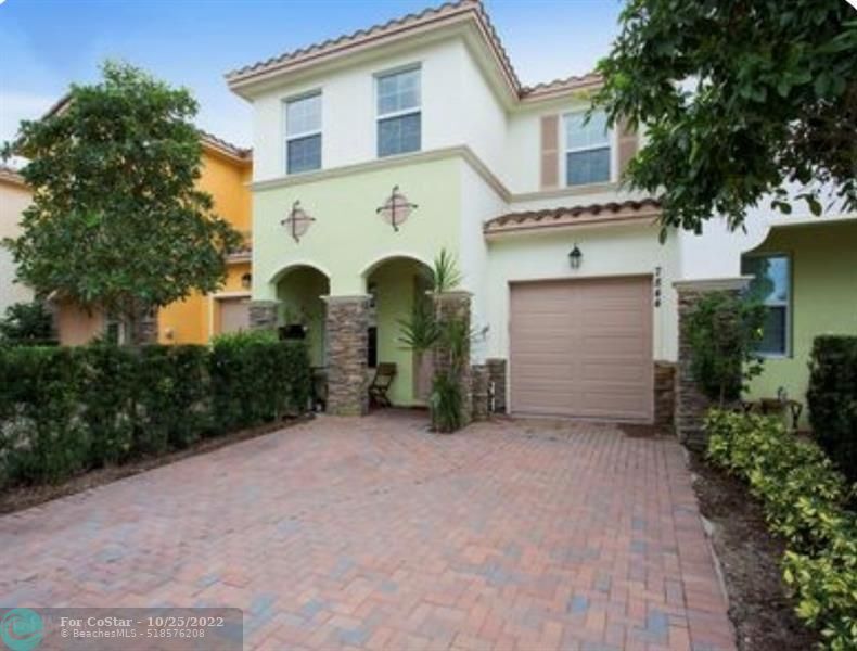 7844 SW 52nd Pl, Cooper City, FL 33328 Townhome Rentals in Cooper