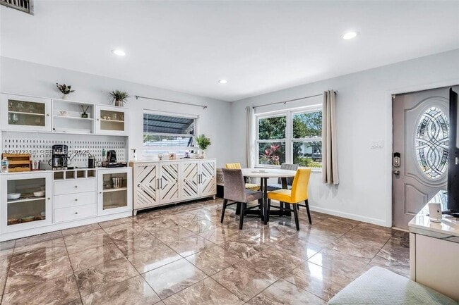 Photo - 7211 NW 76th Street House