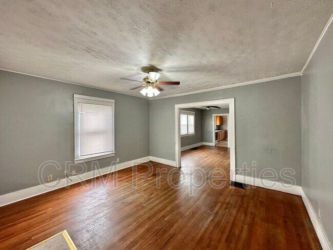 Foto del edificio - 809 N Webster St