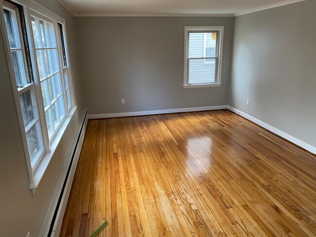 Living room - 37 Caya Ave