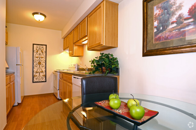 Interior Photo - Willow Brooke Apts.