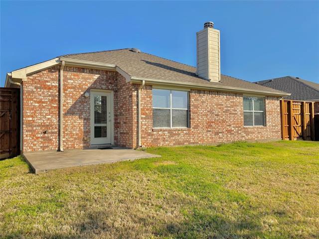 Building Photo - 2717 Lumina Dr