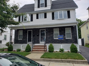 Building Photo - 275 Emerald St