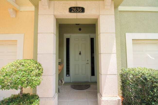 Foto del edificio - 2636 Ravella Ln