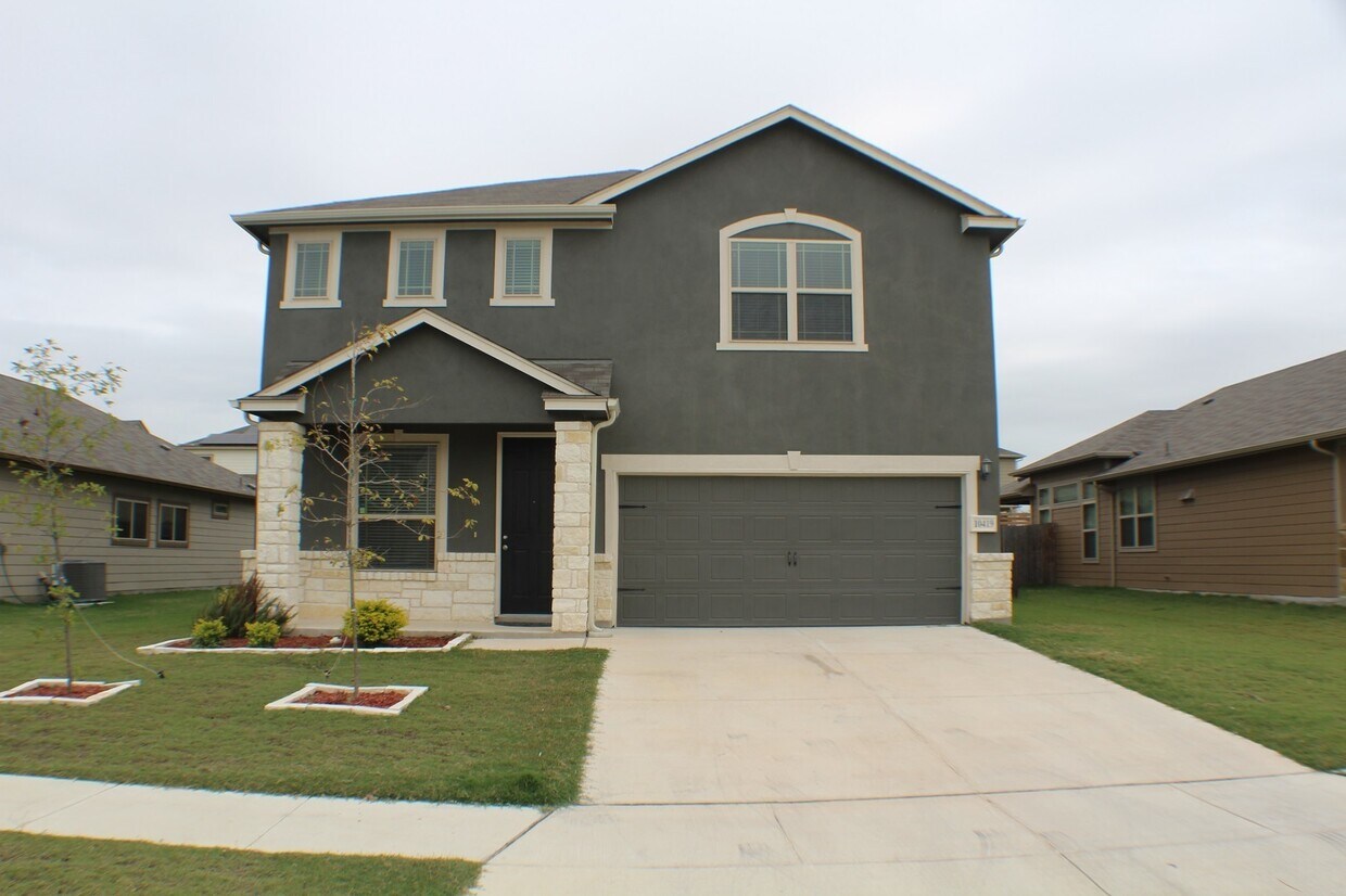Foto principal - Immaculate Rental with fabulous upgrades. ...