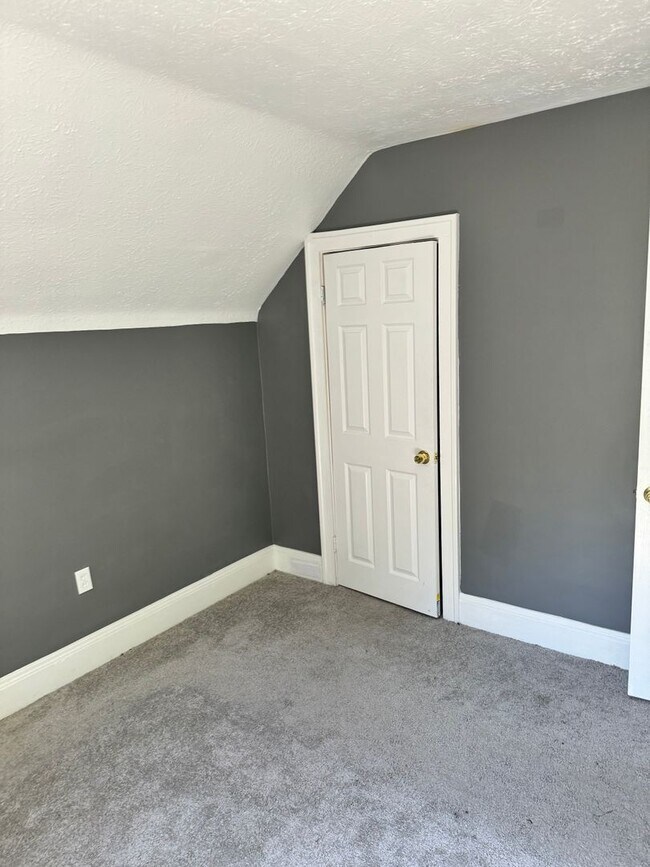 Building Photo - 3631 E 118th St