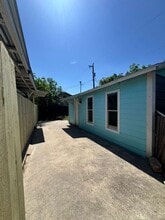 Building Photo - 1738 Lee Hall St