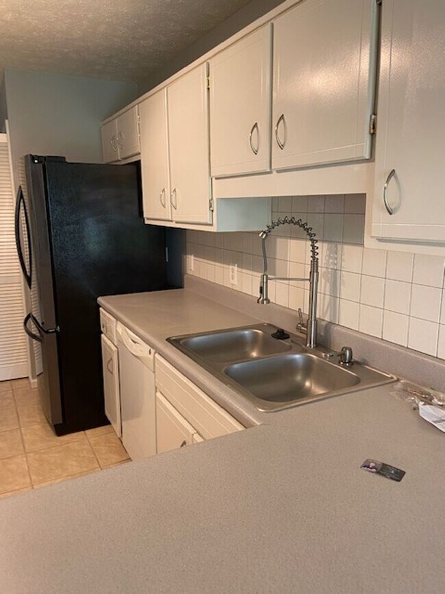 Foto del edificio - Gorgeous 3 Bedroom 2 Bath House!