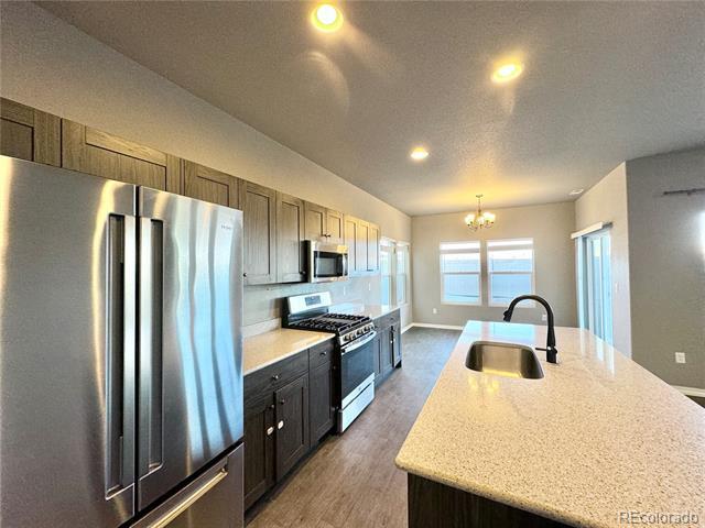 Foto del edificio - 4398 Kaolin Ct
