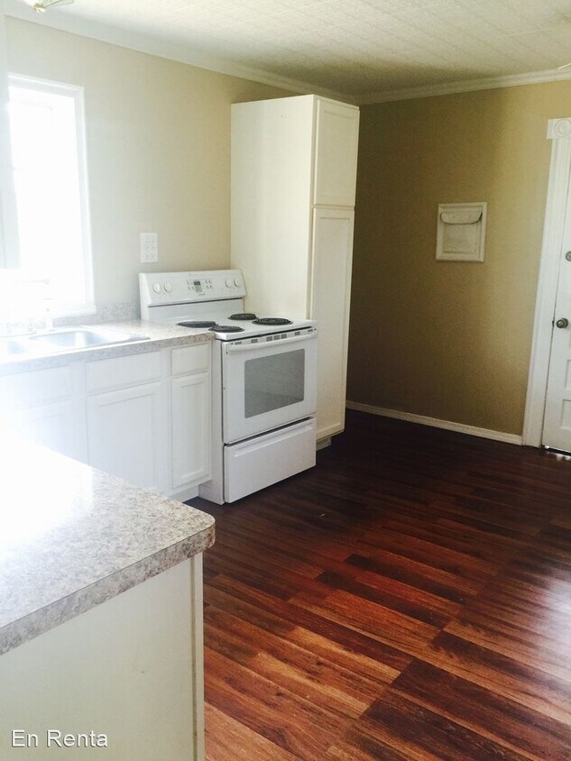 Foto principal - 4 br, 1 bath House - 1314 Cardinal