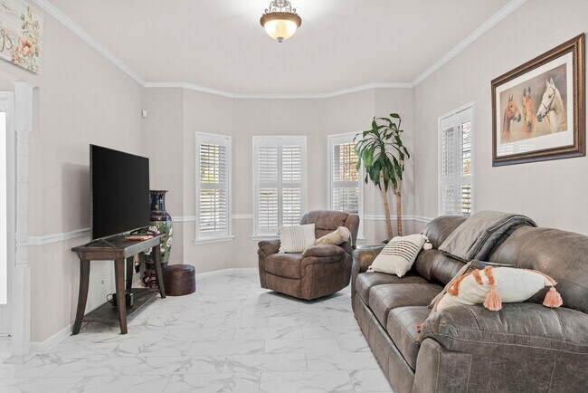 Foto del edificio - 66 Woodmont Ln