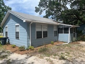 Building Photo - 205 Florida Blanca Pl SE
