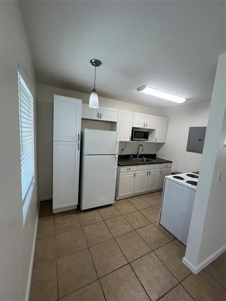 Foto del edificio - 2361 NE 17th St