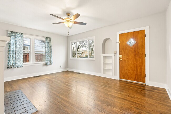 Foto del edificio - 5712 SE 62nd Ave-61st Ave Alley