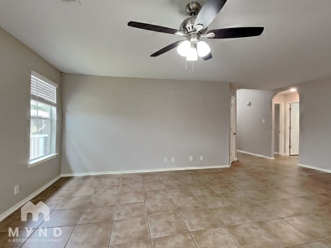 Building Photo - 10210 Briar Rose