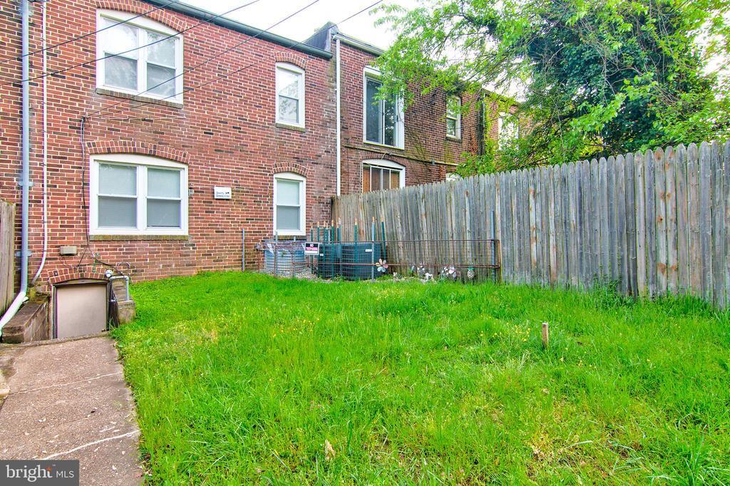 Foto principal - 1408 Filbert St