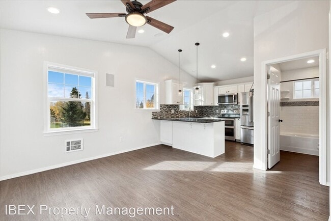 Building Photo - 2 br, 1 bath House - 265 Texas Avenue