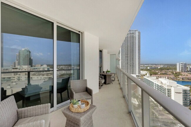 Foto del edificio - 4111 S Ocean Dr