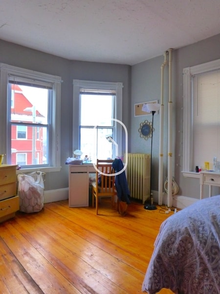 Foto del edificio - 61 Hillside St