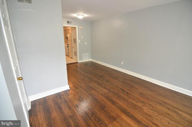 Foto del edificio - 39 Galveston Pl SW