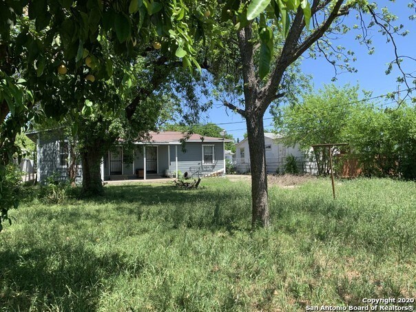 Building Photo - 1114 Fenfield Ave