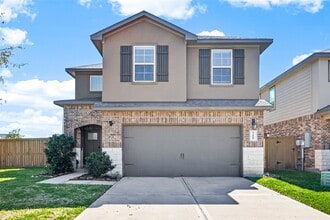Building Photo - 13009 Leisure Cove Dr