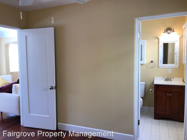 Building Photo - 1 br, 1 bath House - 4589 Campus Ave