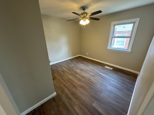Foto del edificio - 4413 Ashby Rd