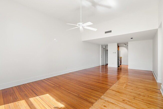 Foto del edificio - 185 Morrison Ave